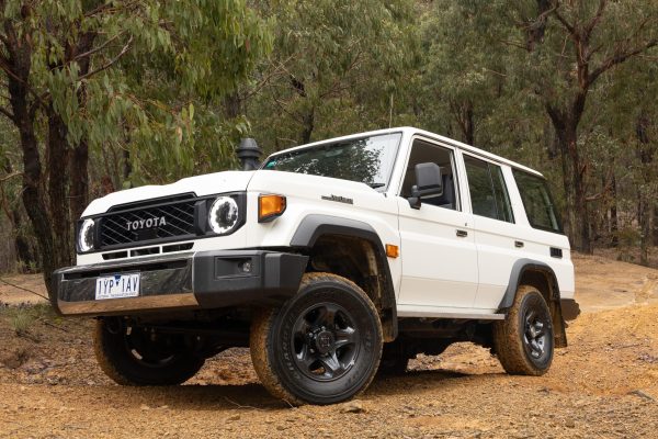 2024-06-2024-toyota-landcruiser-70-gxl-wagon76-series-v8-5mttoyota-76-series-15